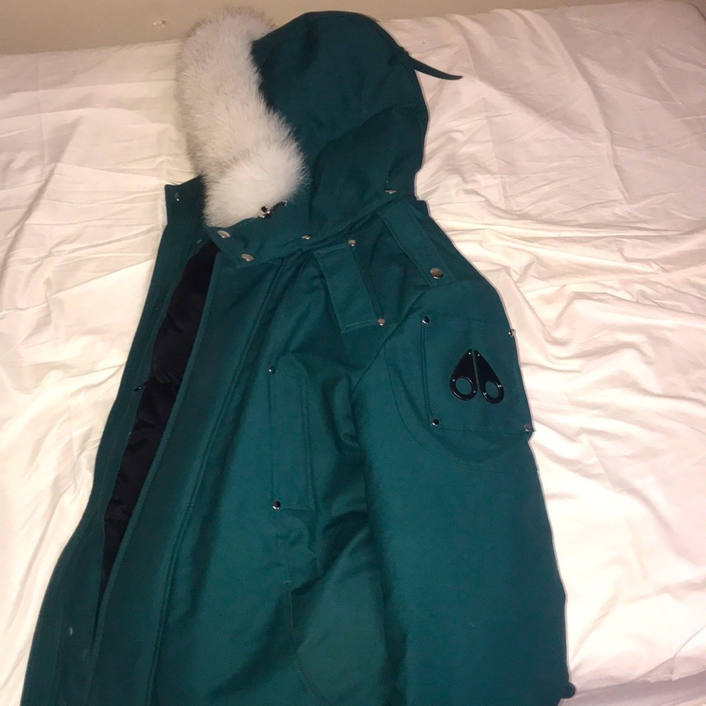 MOOSE KNUCKLES COAT